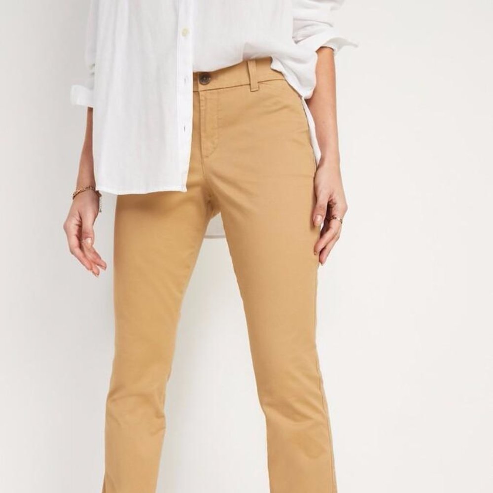 Old Navy Mid-Rise Boot-Cut Khakis for Women New